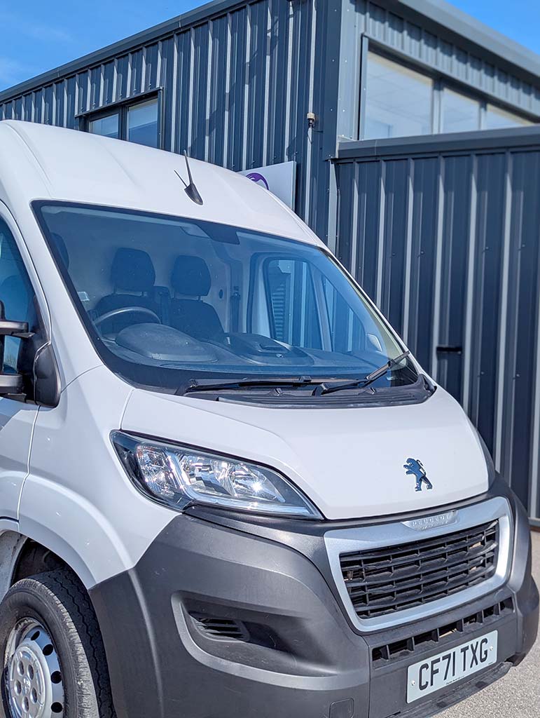 PEUGEOT BOXER 2.2 BlueHDi H2 Professional Van 140ps - Image 29